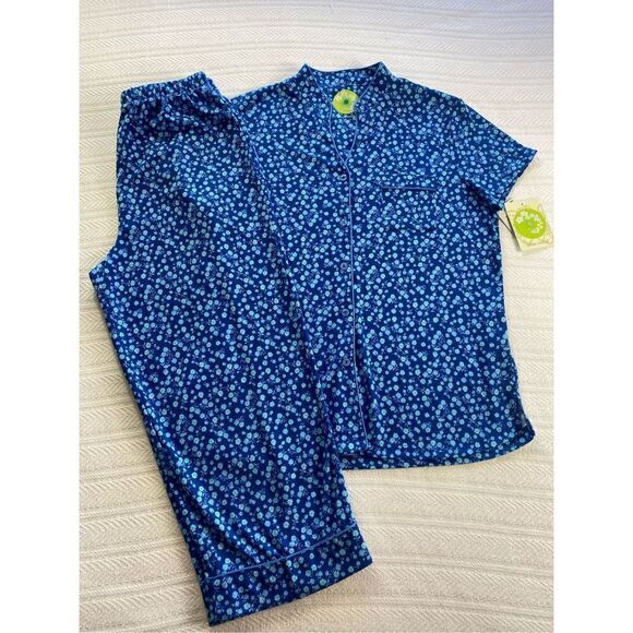 WHITE ORCHID WOMEN’S SMALL 2-PIECE PAJAMA SET - Picture 9 of 9